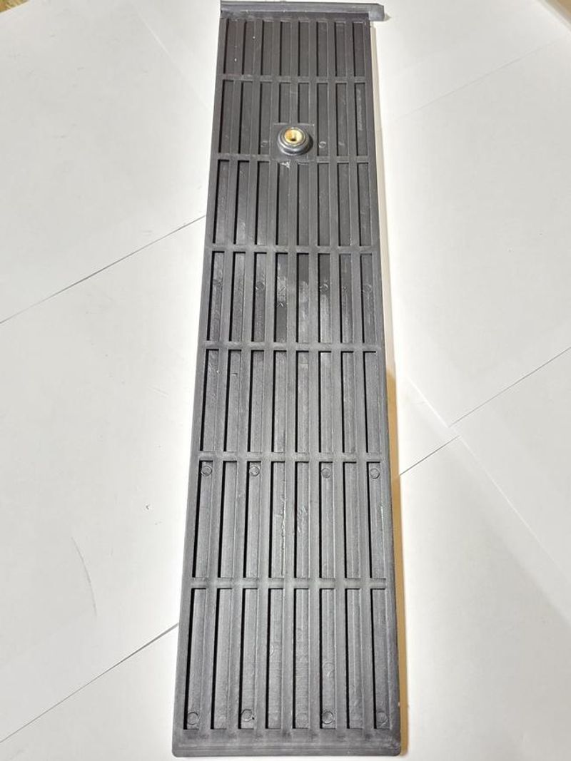 Podlozka LS8000/1050B, predná posuvná, diel 20